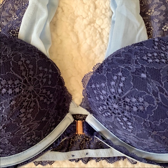 🔥SALE🔥VS PINK Date Lace Push Up Bra 34C - Picture 6 of 11